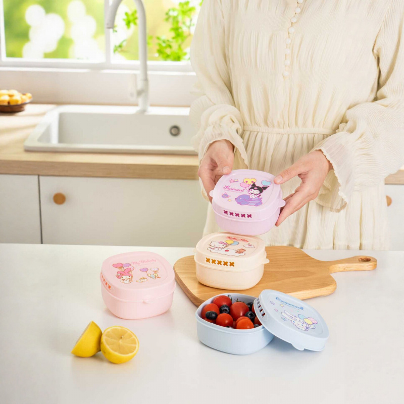 Food Storage On Table - Contenants de rangement alimentaire de cuisine
